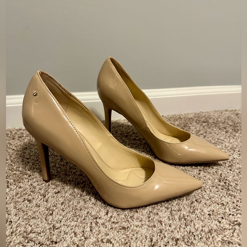 Circus by Sam Edelman 4 inch beige high heels.